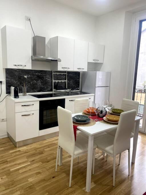 Milano Centrale Cozy Aparment Free Wifi Appartement Buitenkant foto