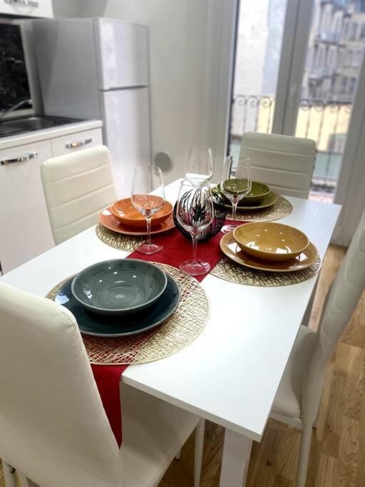 Milano Centrale Cozy Aparment Free Wifi Appartement Buitenkant foto